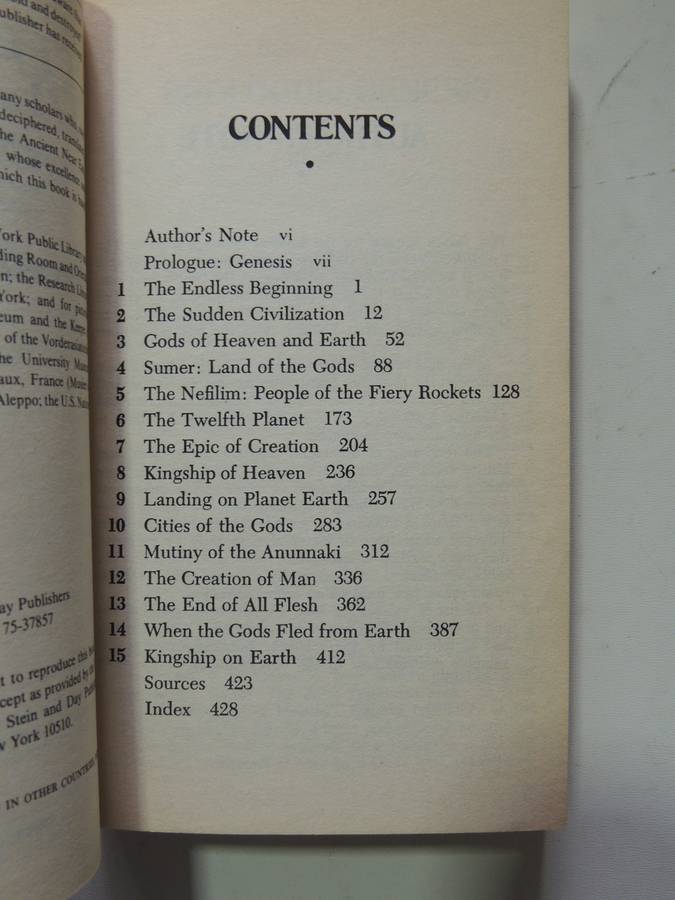 The 12th Planet,  Book 1 of The Earth Chronicles - Zecharia Sitchin