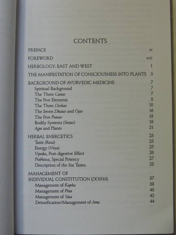 The Yoga Of Herbs: An Ayurvedic Guide To Herbal Medicine - Dr. David Frawley & Dr. Vasant Lad