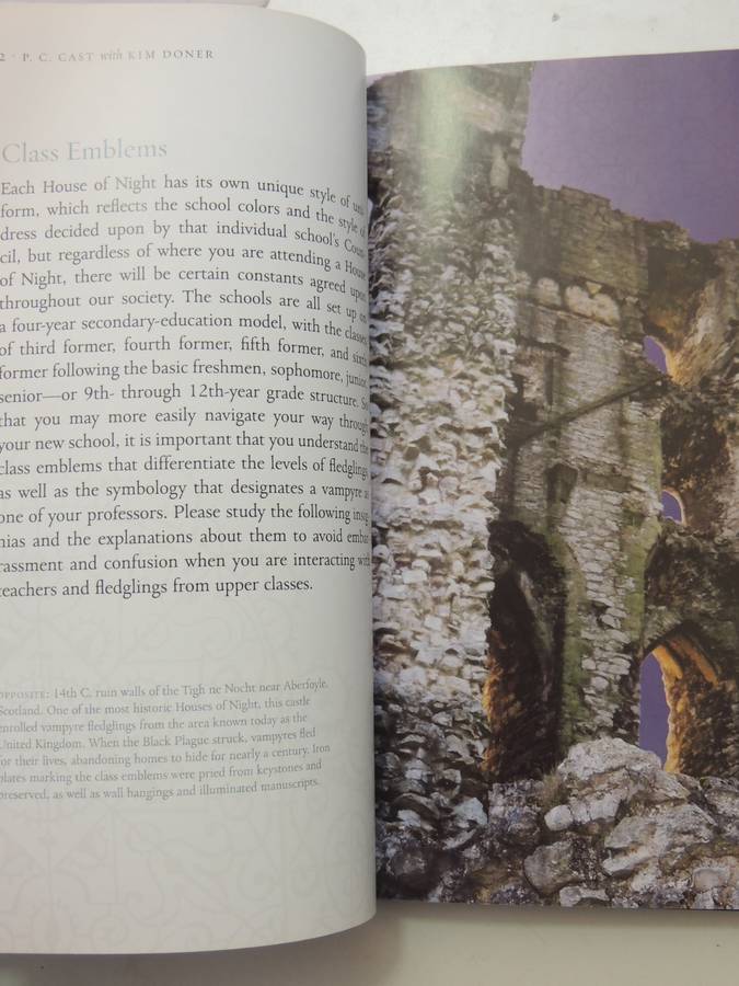 The Fledgling Handbook - P.C. Cast & Kim Doner