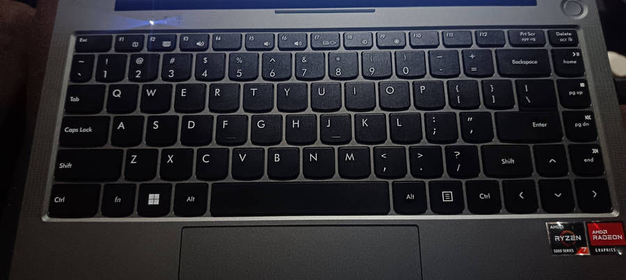 Proline Thinline Notebook V14 Ryzen 7 5700U 512GB SSD 16GB RAM Win 11 Home