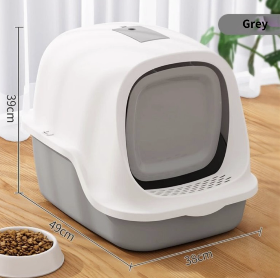 Cat litter box with scoop