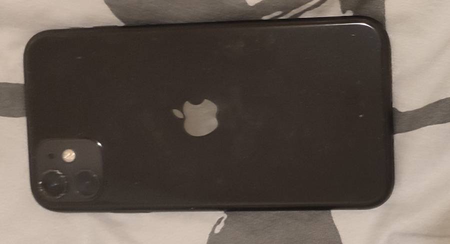 Iphone 11 - Black 64GB
