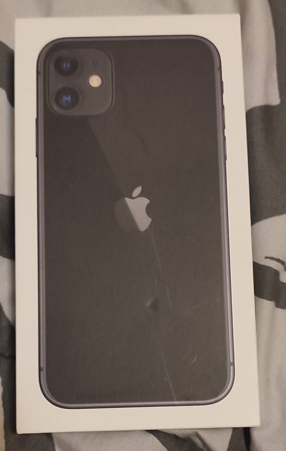 Iphone 11 - Black 64GB