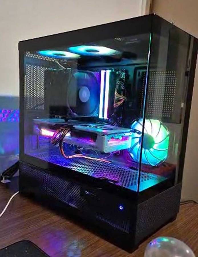 Ryzen 7 7700 | 12GB Intel Arc B580 GPU | 32GB DDR5 6000MHz | 2TB NVMe | High-Performance Gaming PC