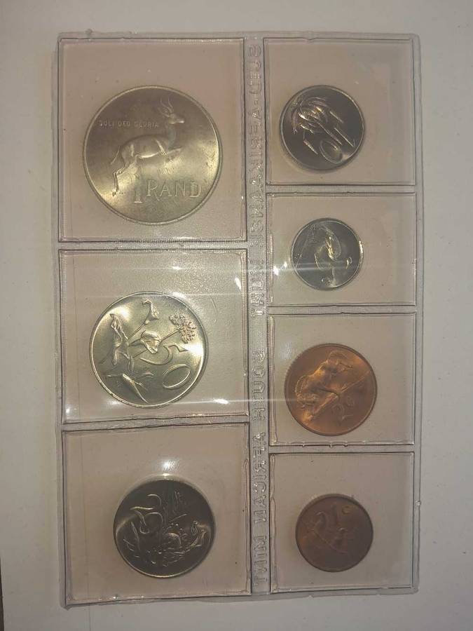 UNC SA Coins with 1Rand Sliver coins X3 ONE BID FOR ALL