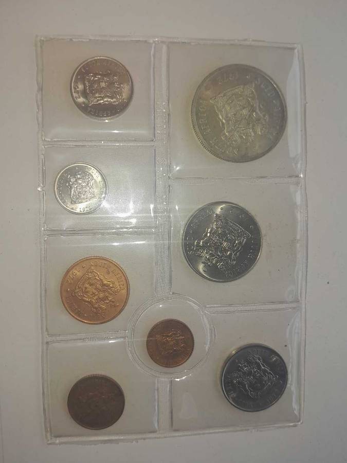 UNC SA Coins with 1Rand Sliver coins X3 ONE BID FOR ALL