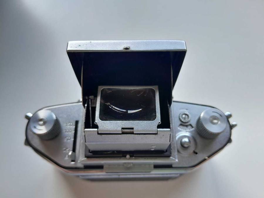 Vinatge EXA Camera