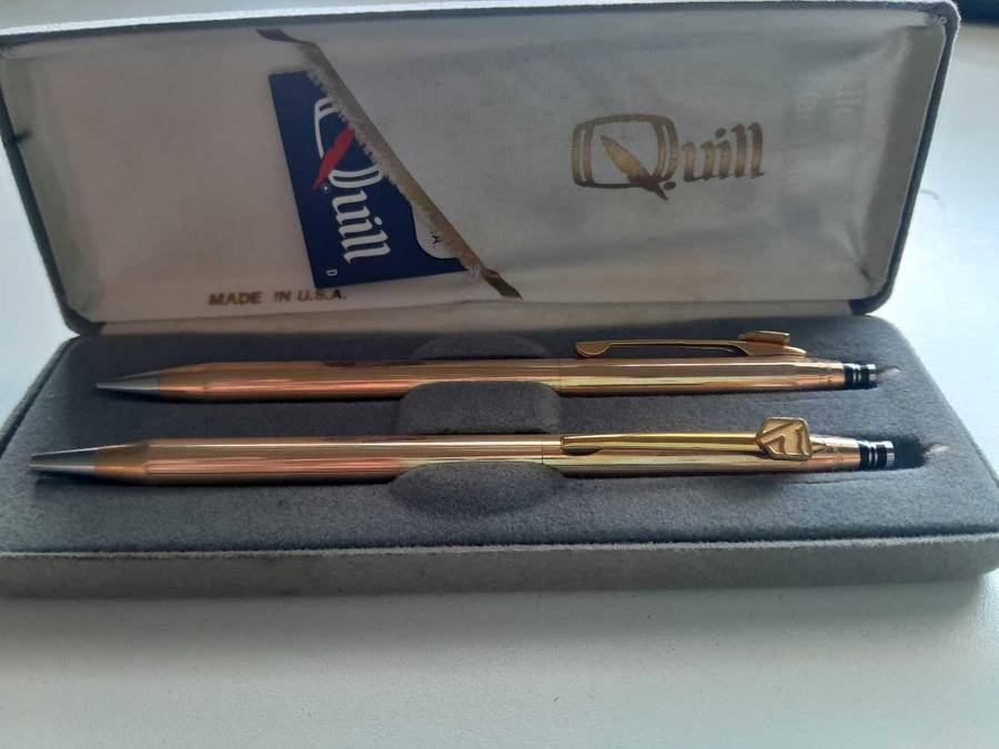 Vintage Quill pens
