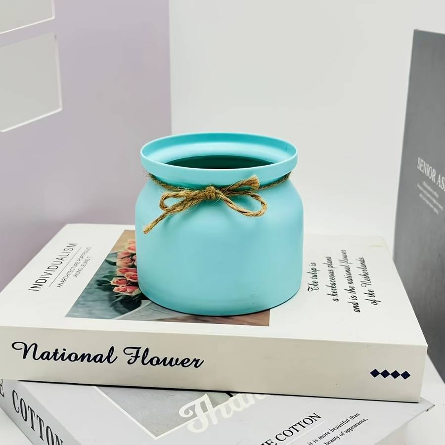 Classic Geometric Pattern Plastic Bud Vases
