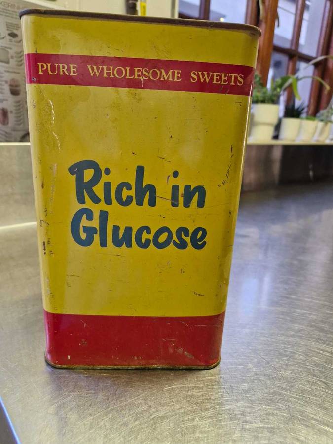 Beacon Pure Wholesome Sweets Tin