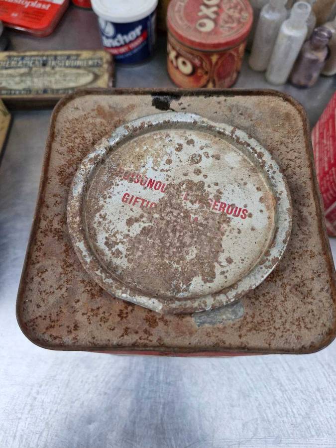 Caustic Soda 5 Pond Tin