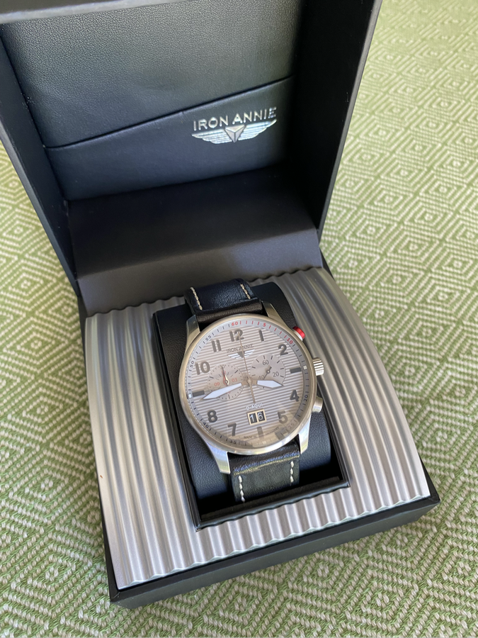 Iron Annie D-AQUI watch