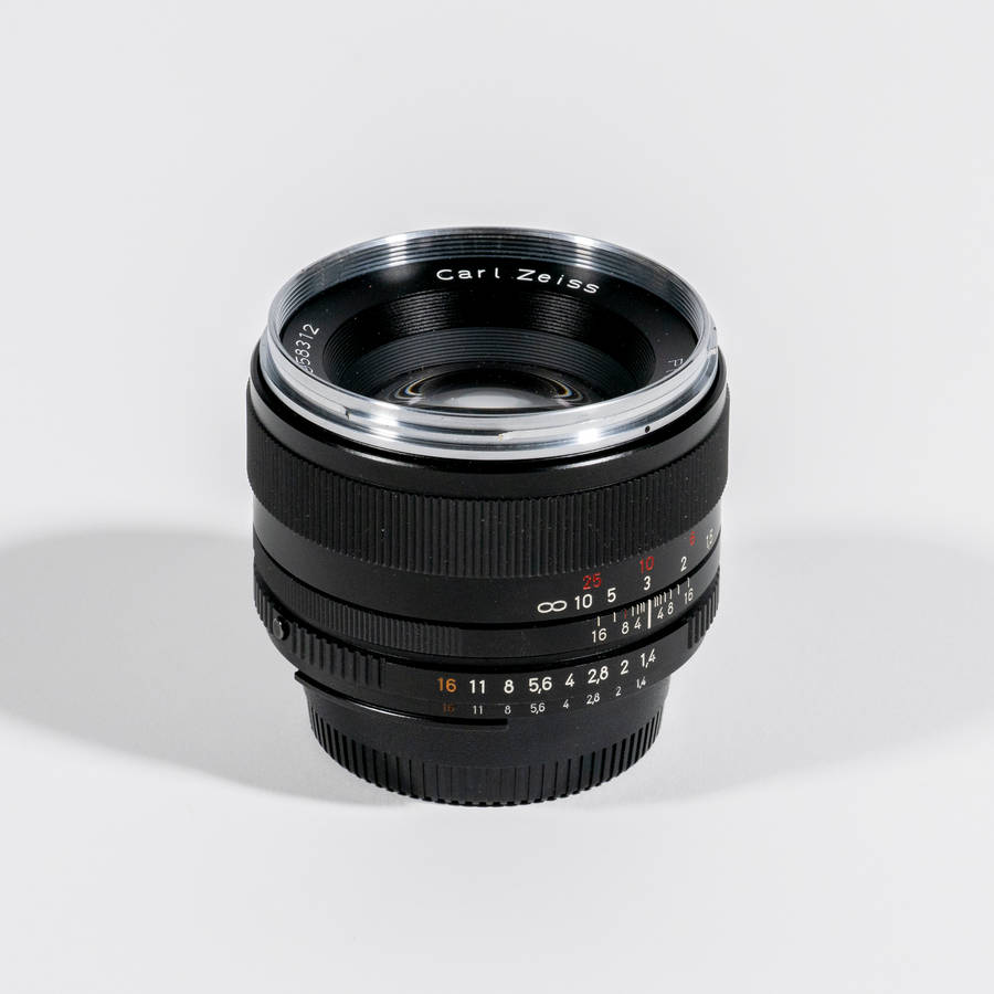 Carl Zeiss Planar 50mm T* f1.4 ZF2