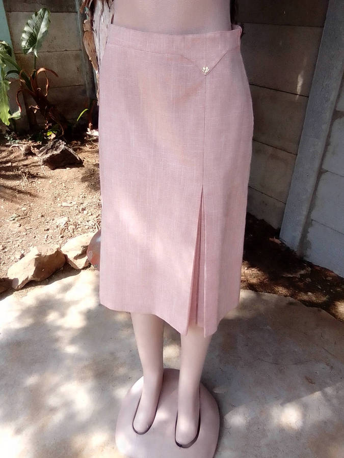 Vintage Stunning Skirt Fully Lined Delswa Brand