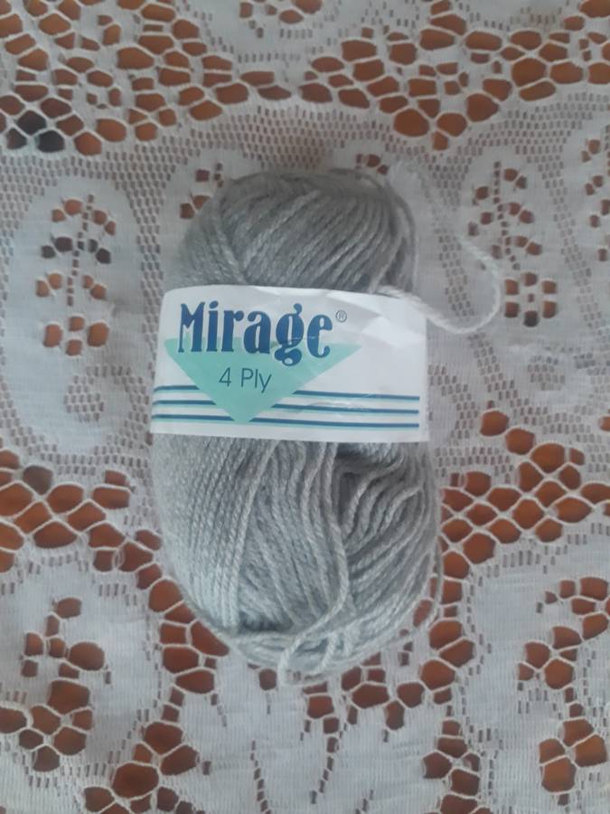 KNITTING WOOL/YARN - ELLE MIRAGE 4 PLY 25G - LIGHT GREY - COL 011 - NEW