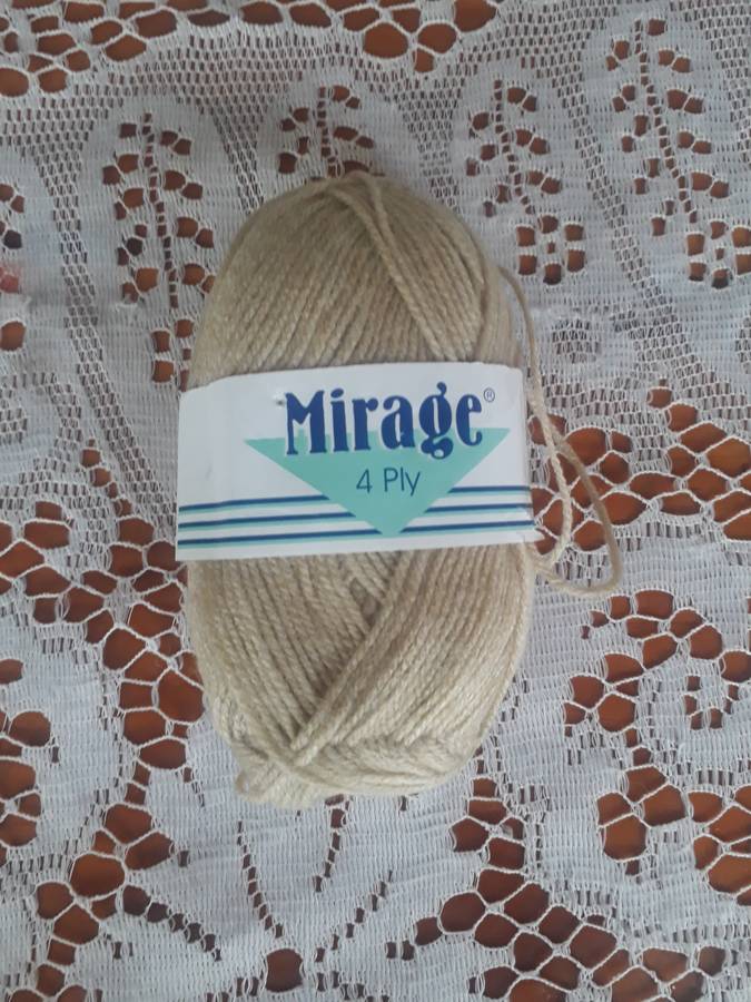 KNITTING WOOL/YARN - ELLE MIRAGE 4 PLY 25G - BEIGE COL 025 - NEW