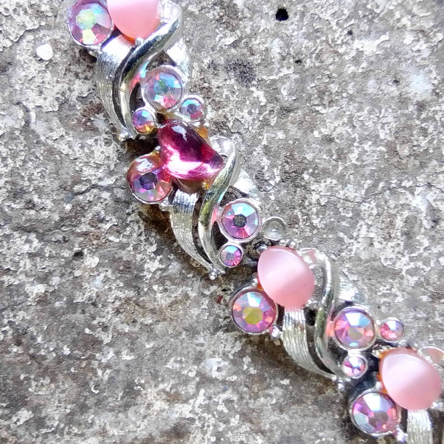 VINTAGE 1960'S SILVER TONED 3 PIECE COSTUME JEWELLERY SET - NECKLACE/BRACELETT & CLIP-ON EARRINGS!!!