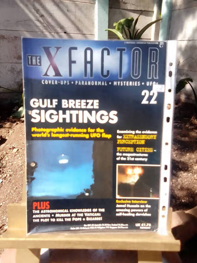 The X Factor Magazine - Cover-Ups/Paranormal/Mysteries & Ufo's - No 22