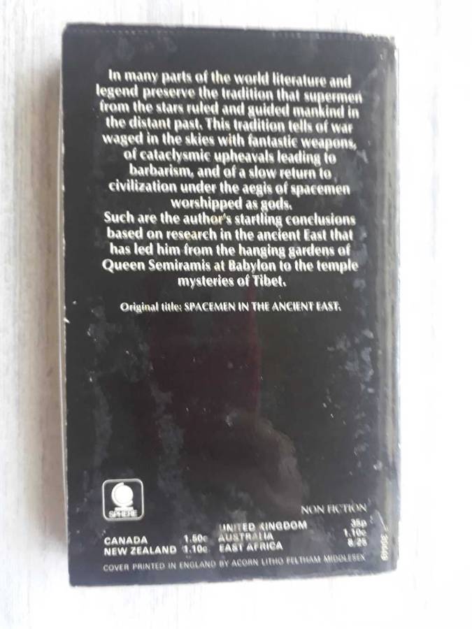 ANTIQUARIAN BOOK - GODS AND SPACEMEN IN THE ANCIENT EAST BY W RAYMOND DRAKE