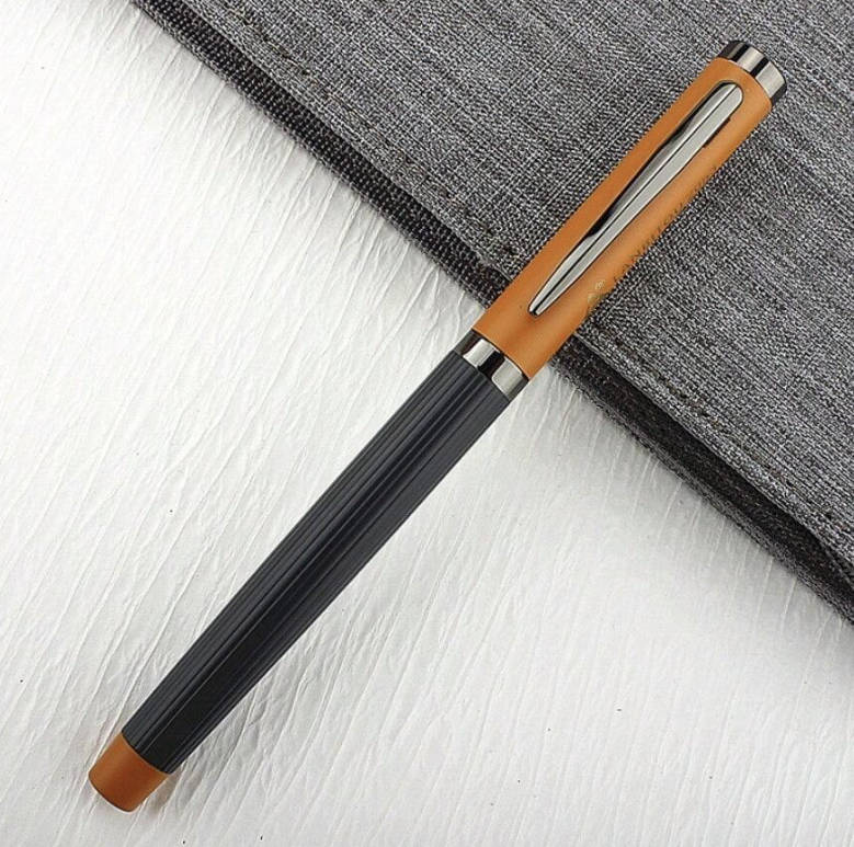 Textured Metal Fountain Pen with Tungsten Nib (Orange / Grey)