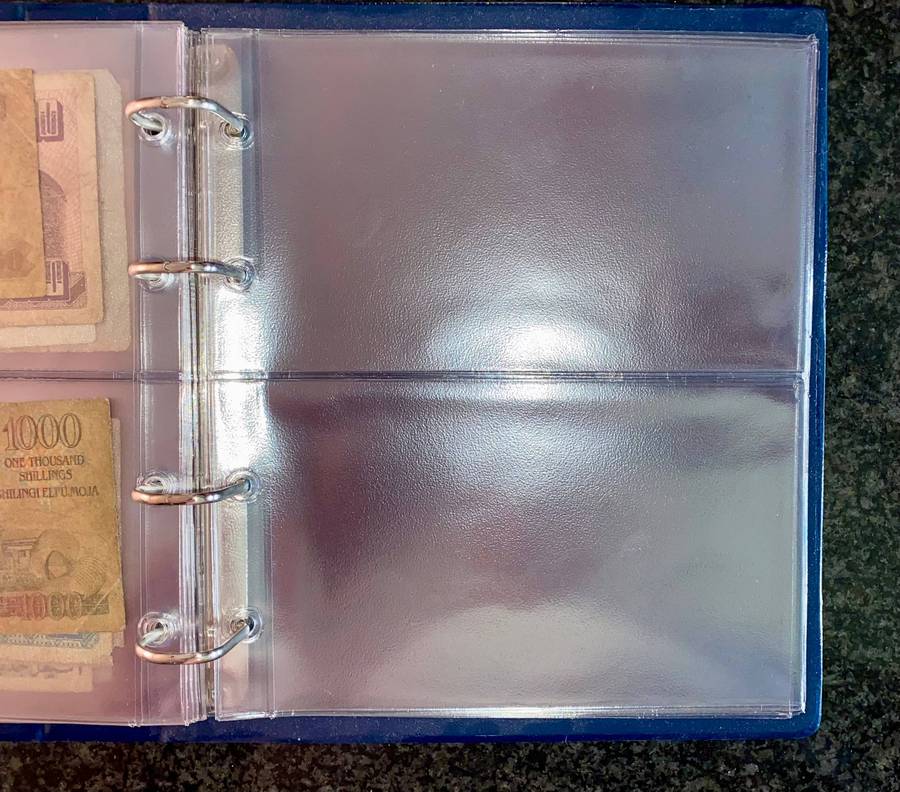 Banknote Album - 10 sleeves all banknotes included