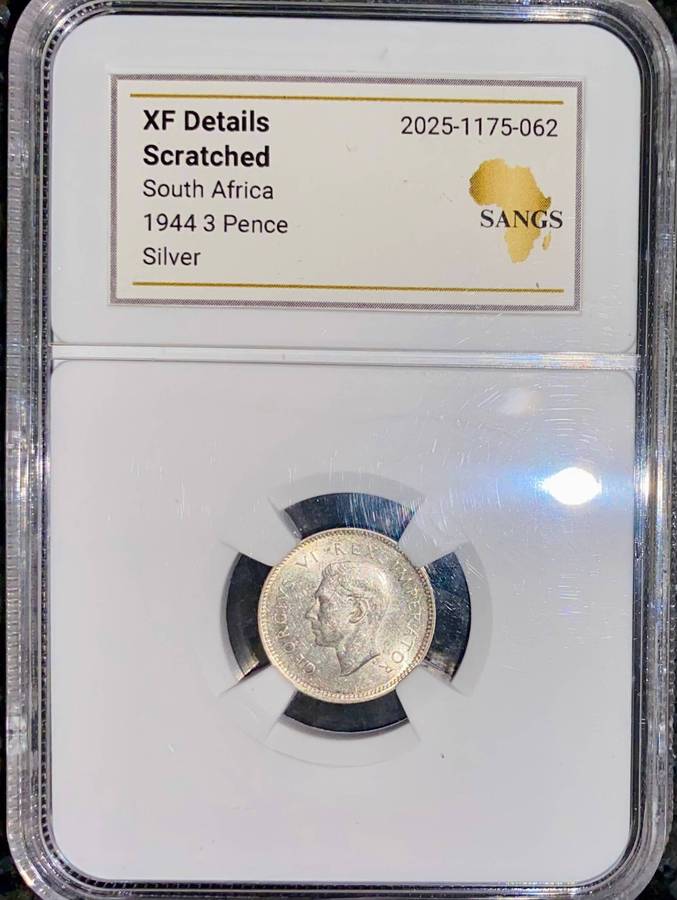 South Africa. Graded silver 3 pence 1944 - XF SANGS