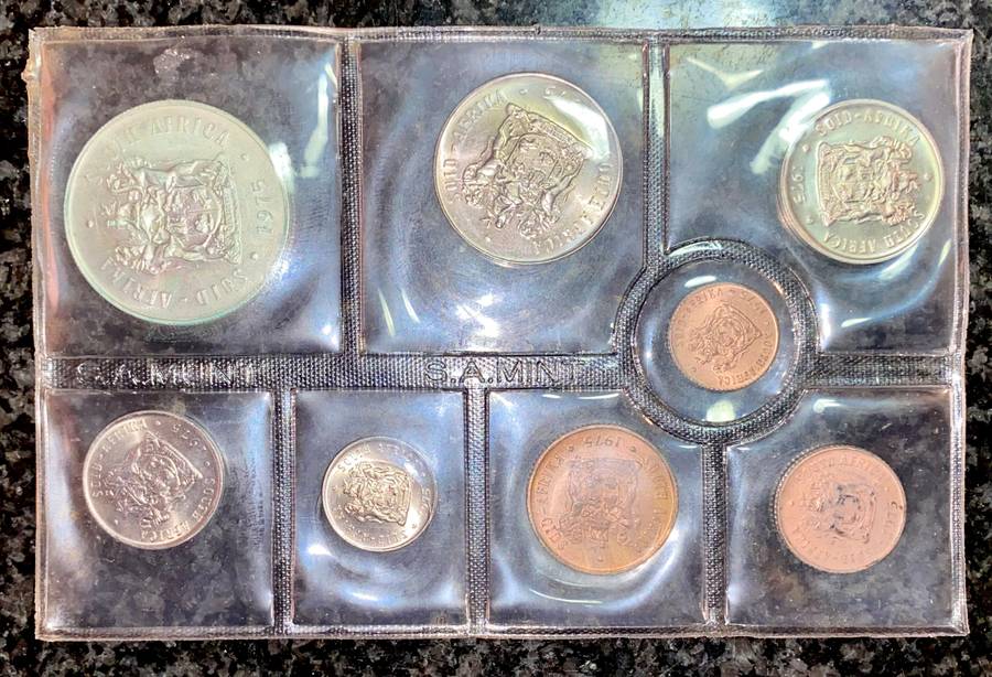 S A MINT UNCIRCULATED SET 1975 --SILVER R1 TO 1/2 CENT - SEALED FROM SA MINT