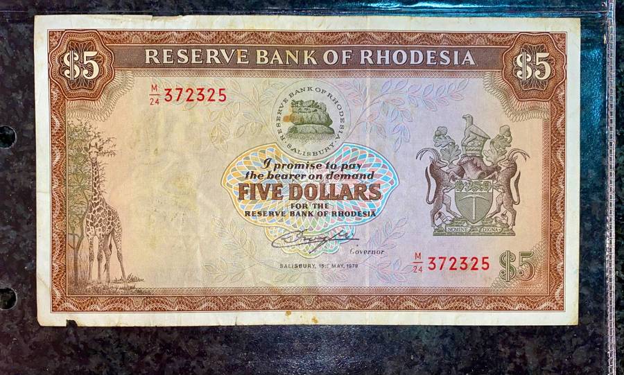 Rhodesia Set 10 dollars - 5 dollars 1979 bird wtm & 2 dollars 1970 CJ Rhodes wtm (1 bid takes all)