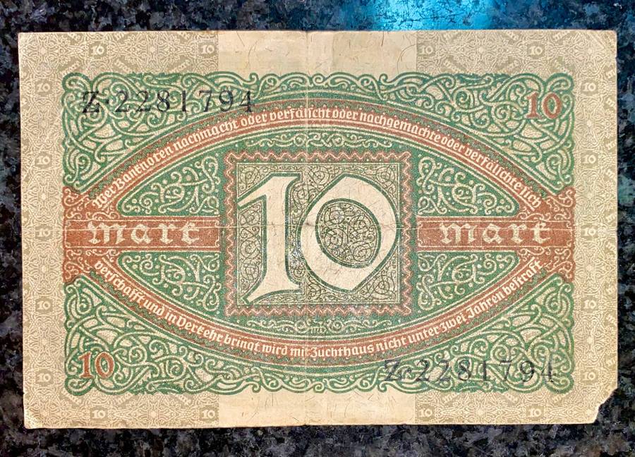 Germany. 10 mark 1920