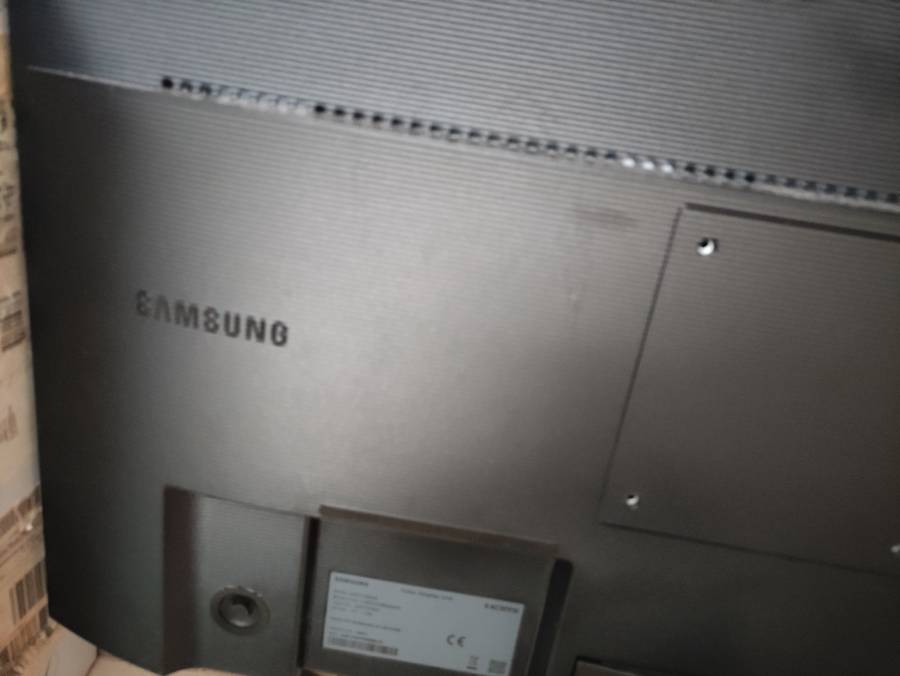 Samsung 27-Inch FHD IPS Flat Monitor