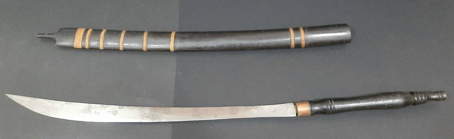 **RARE: Mid-20th Century Burmese 'Dha' Tribal Sword w/ Scabbard(0.97m).**