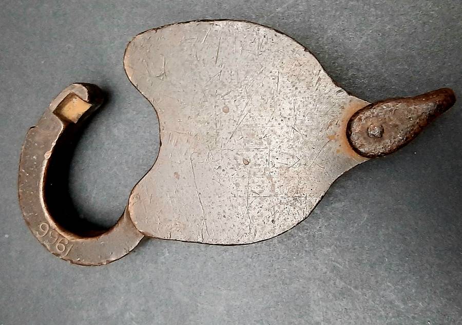 **RARE: 1960s SA Railways Brass Lever Padlock (Chubb, London) NO KEY ***