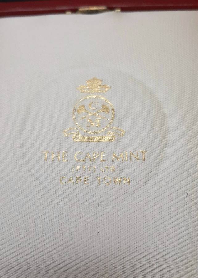 RARE: (XF+)  1982 SA 5th Intl. Radiological Congress .925 Silver Medallion w/ Case (29.18 gram).