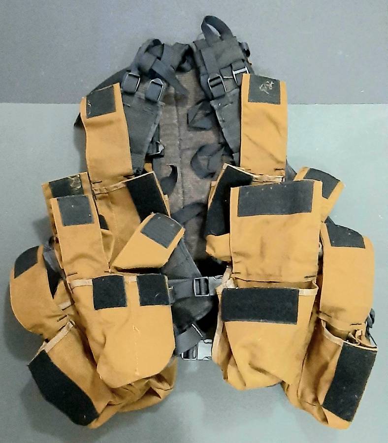 Border War: 1980s SADF Nutria Patt.83 Battlejacket ( Adjustable).