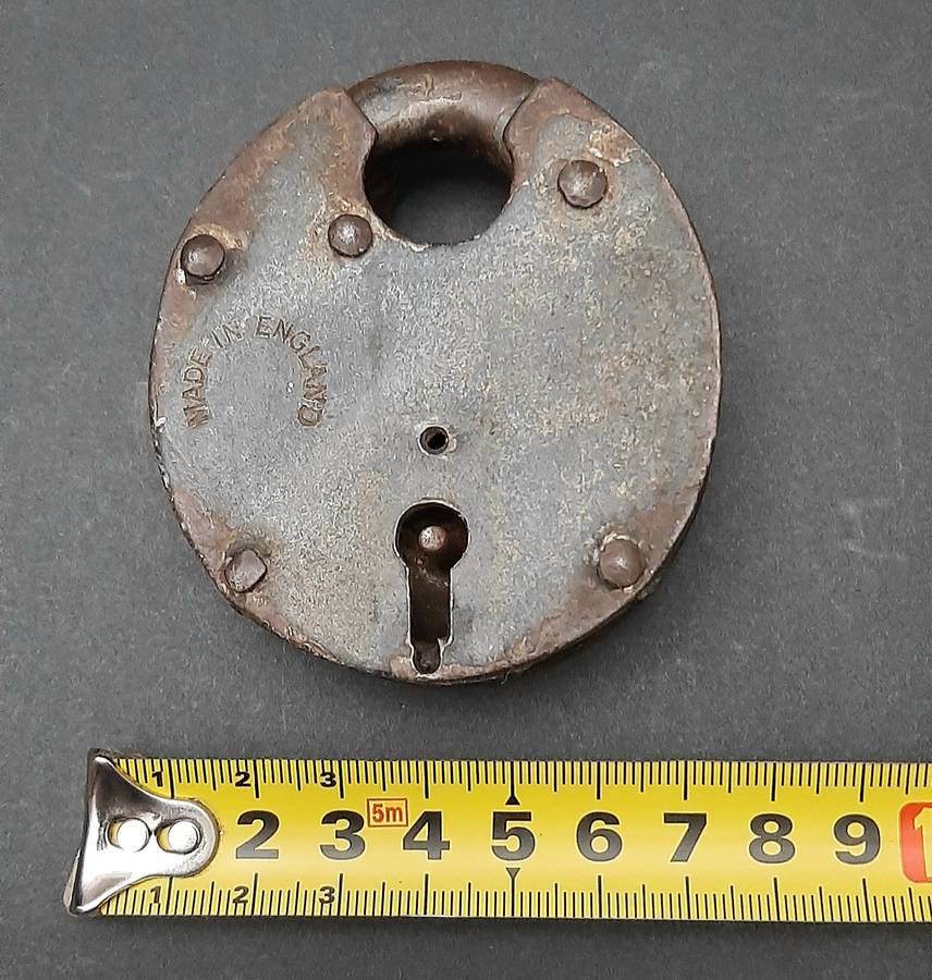 Late 19th Century: English Wrought Iron Padlock w/ Key  (Functional).