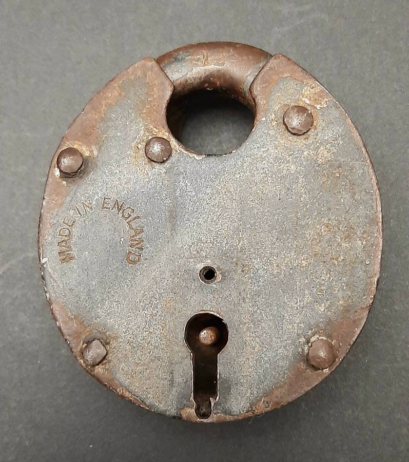 Late 19th Century: English Wrought Iron Padlock w/ Key  (Functional).