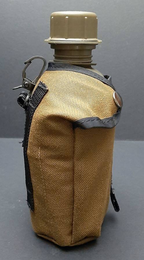 RARE: Mid-1990s SADF Nutria Cordura 1 Litre Canteen Cover w/ Waterbottle.