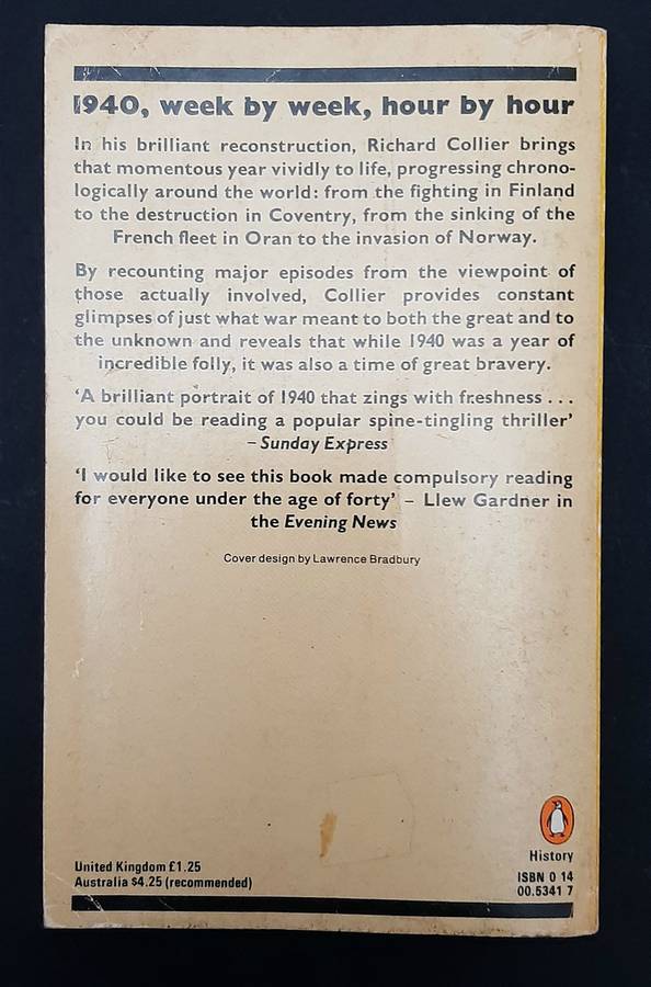 WW2 : ' 1940 The World In Flames' S/Cover Book by Richard Collier (USED).