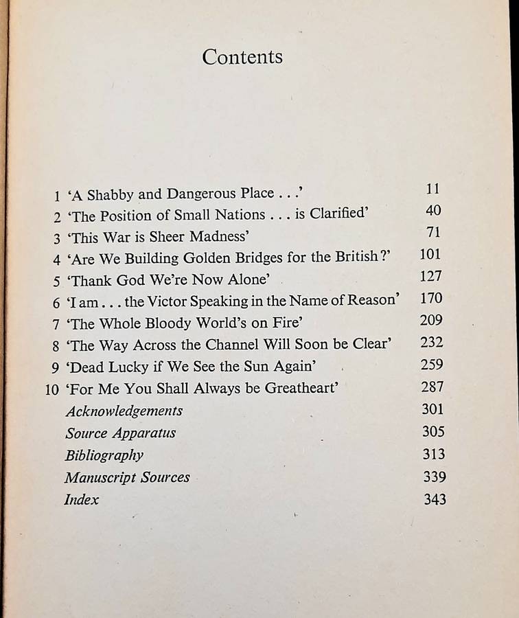 WW2 : ' 1940 The World In Flames' S/Cover Book by Richard Collier (USED).