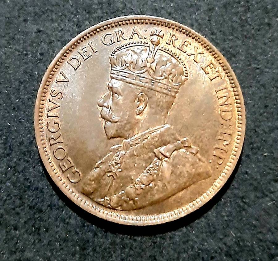 Canada: 1917  KGV Bronze 1 Cent Coin (XF).