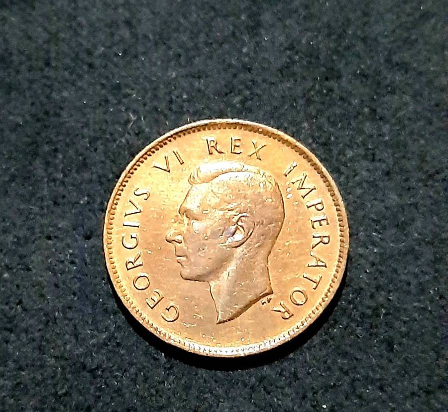 1943 Union of South Africa: KGVI  ¼ d / Farthing Coin (XF).