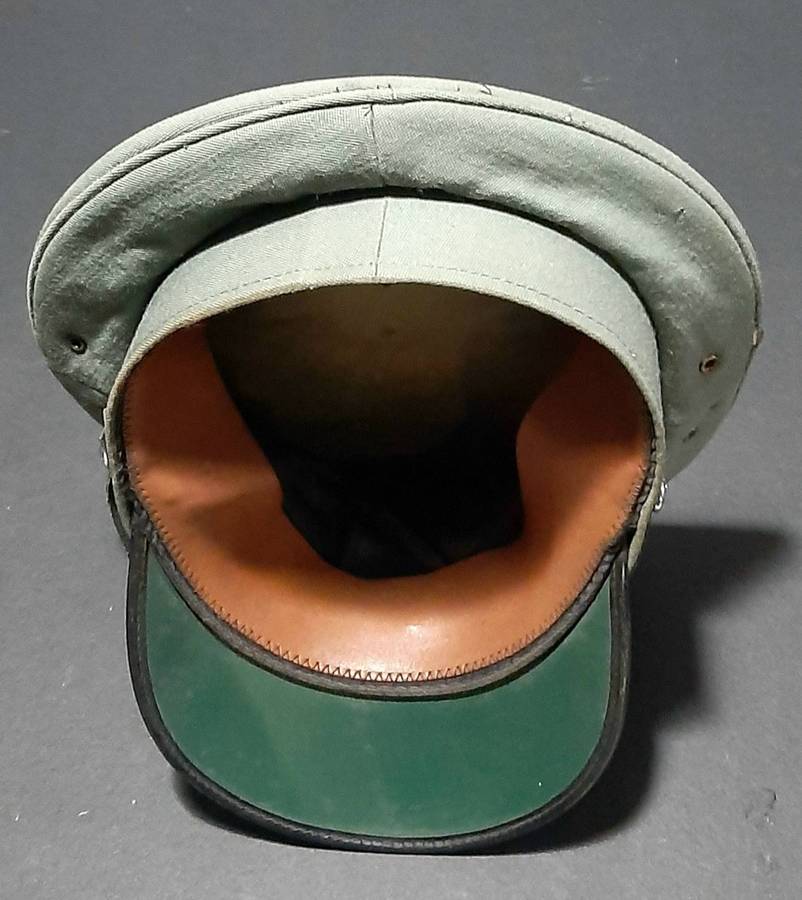 RARE: 1980s Ciskei 'Homeland' Police Service Dress Cap w/ Insignia (55)