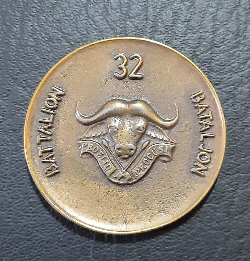 Border War: 1980s SADF  32 Battalion Unit ' Buffalo'  Medallion ( Un-numbered).