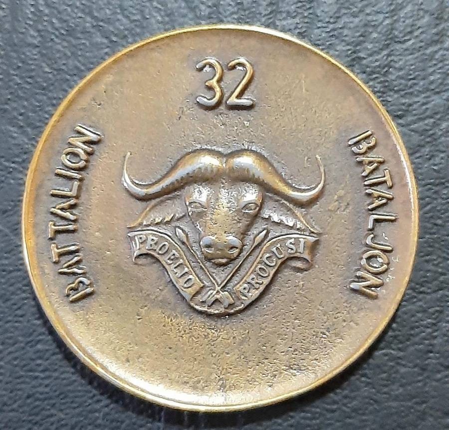 Border War: 1980s SADF  32 Battalion Unit ' Buffalo'  Medallion ( Un-numbered).