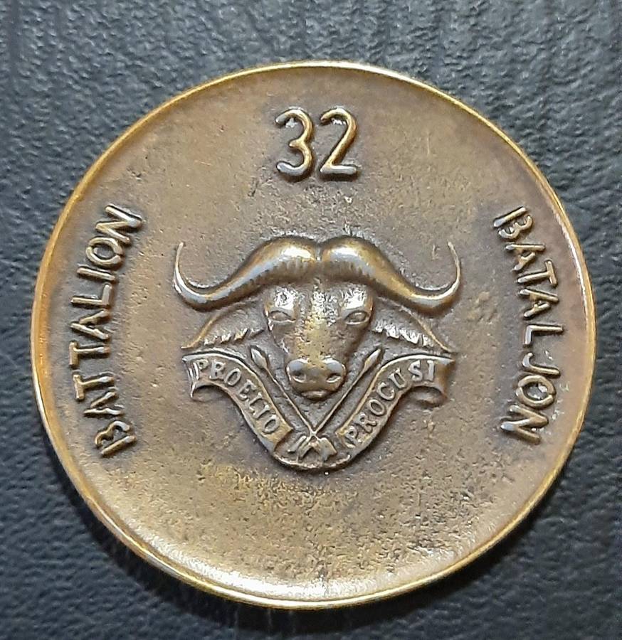 Border War: 1980s SADF  32 Battalion Unit ' Buffalo'  Medallion ( Un-numbered).