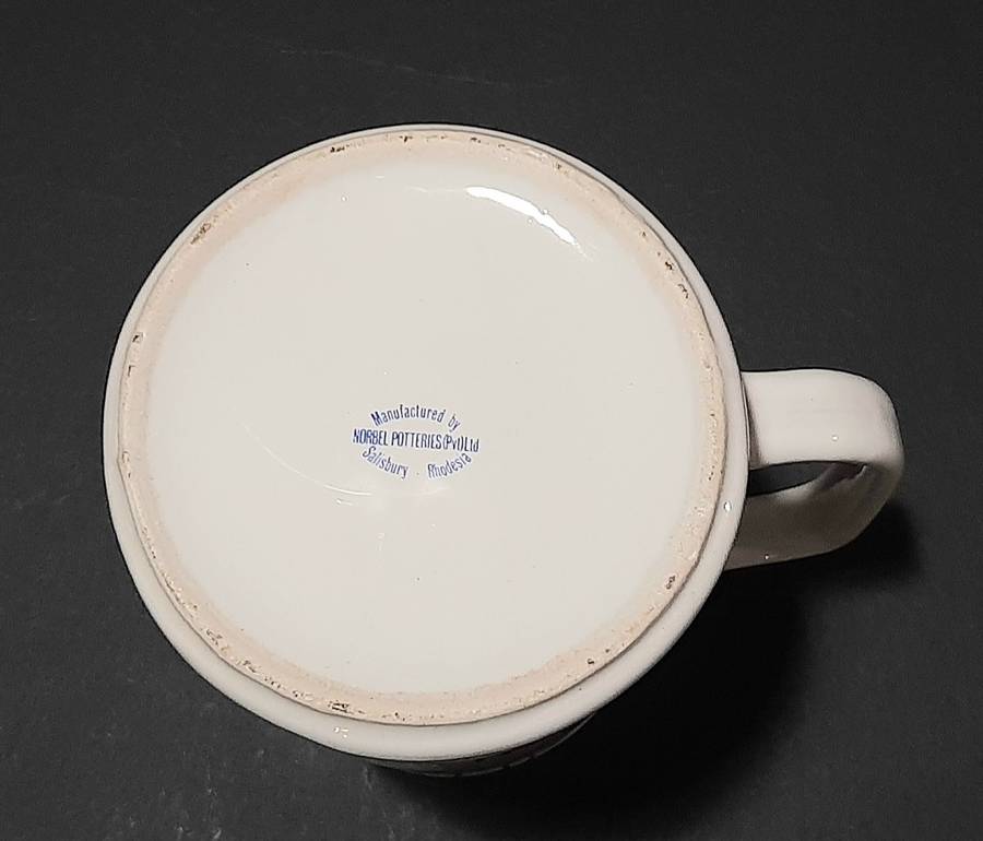 Rhodesian Bush War: 1978 ' The Rhodesia Regt.' D2 Coy Mtoko Unit Ceramic Tankard (18cm).