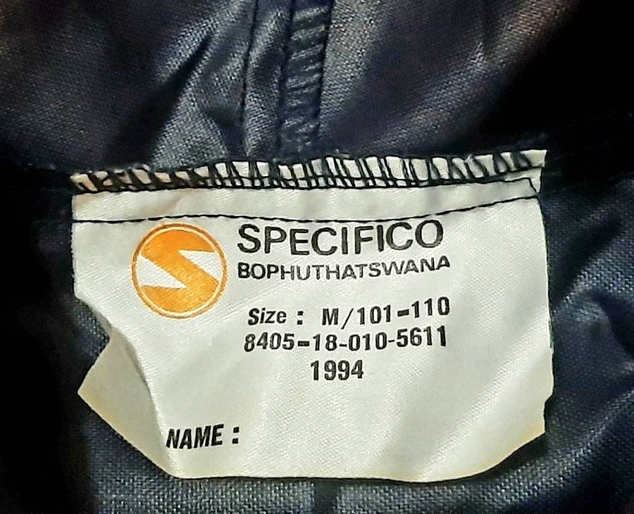 1990s SA Air Force: UNISSUED Blue Fielddress 'Bluetria' Rain Coat w/ Fittings (Medium/Large).