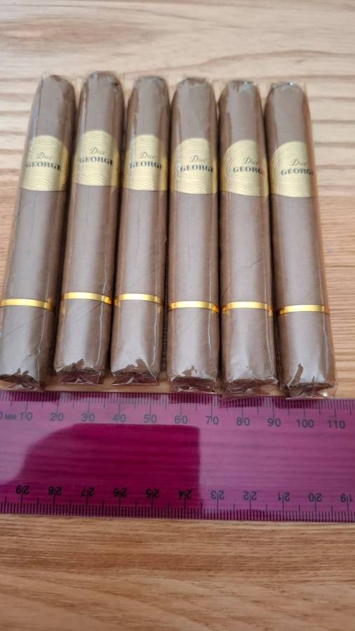 Six Dux George Campara Cigars Sealed in Good Condition