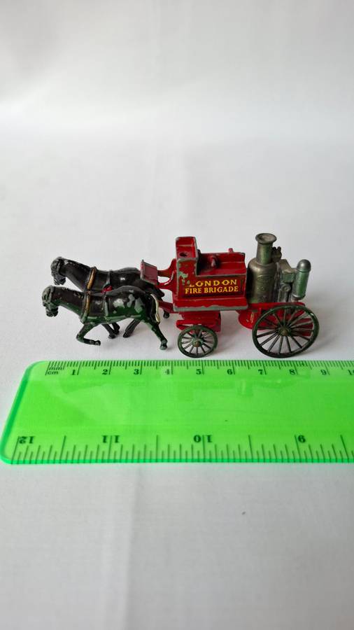 Vintage Lesney Diecast Londen Fire Brigade model - Well Played Condition