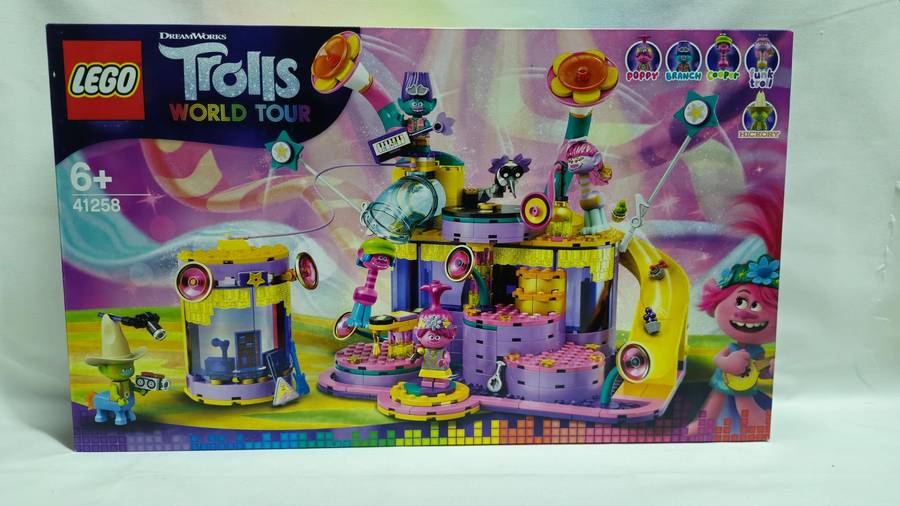 LEGO Trolls World Tour Vibe City Concert set (model number 41258). - Excellent Condition